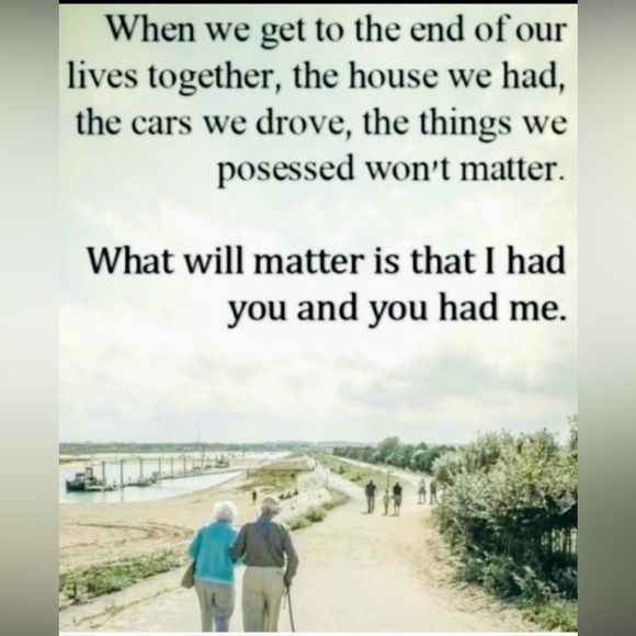 🏥  American Red Cross Elf Socks NWT Unisex - Picture 12 of 16